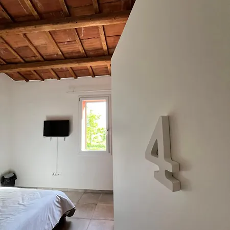 La Casa Di Giada Affittacamere Uscita Autostrada Di Gasthuis *