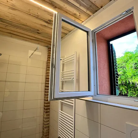 La Casa Di Giada Affittacamere Uscita Autostrada Di * Imola